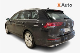 musta Volkswagen Golf 2022 kuva 2.