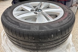 sininen Volkswagen Golf 2022 kuva 14.