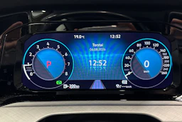 met. keltainen Volkswagen Golf 2022 kuva 17.