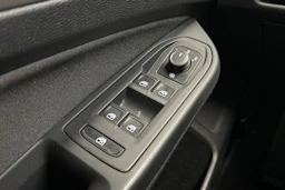 met. keltainen Volkswagen Golf 2022 kuva 28.
