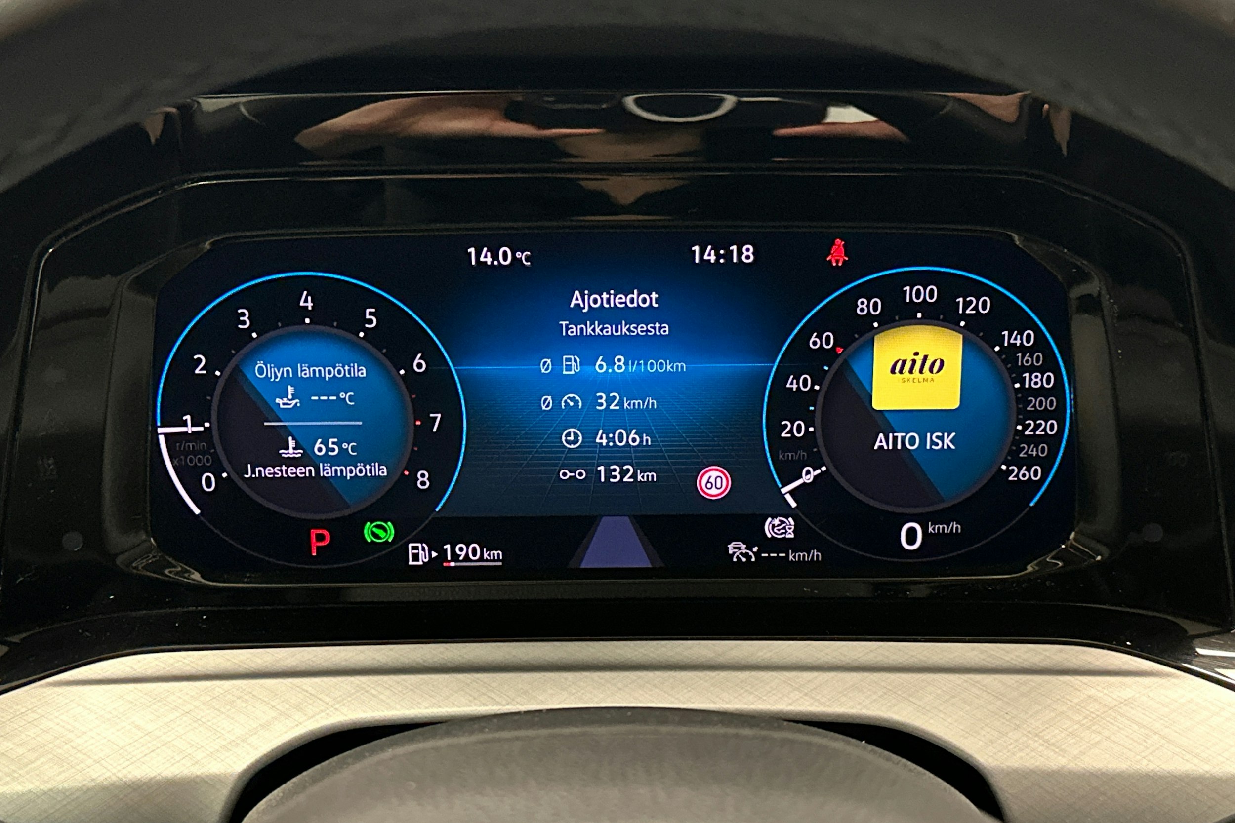 sininen Volkswagen Golf 2022 kuva 21.