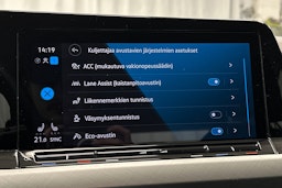 sininen Volkswagen Golf 2022 kuva 25.