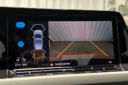 sininen Volkswagen Golf 2022 kuva 27.