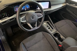 Sininen Volkswagen GOLF 2022 kuva 6.