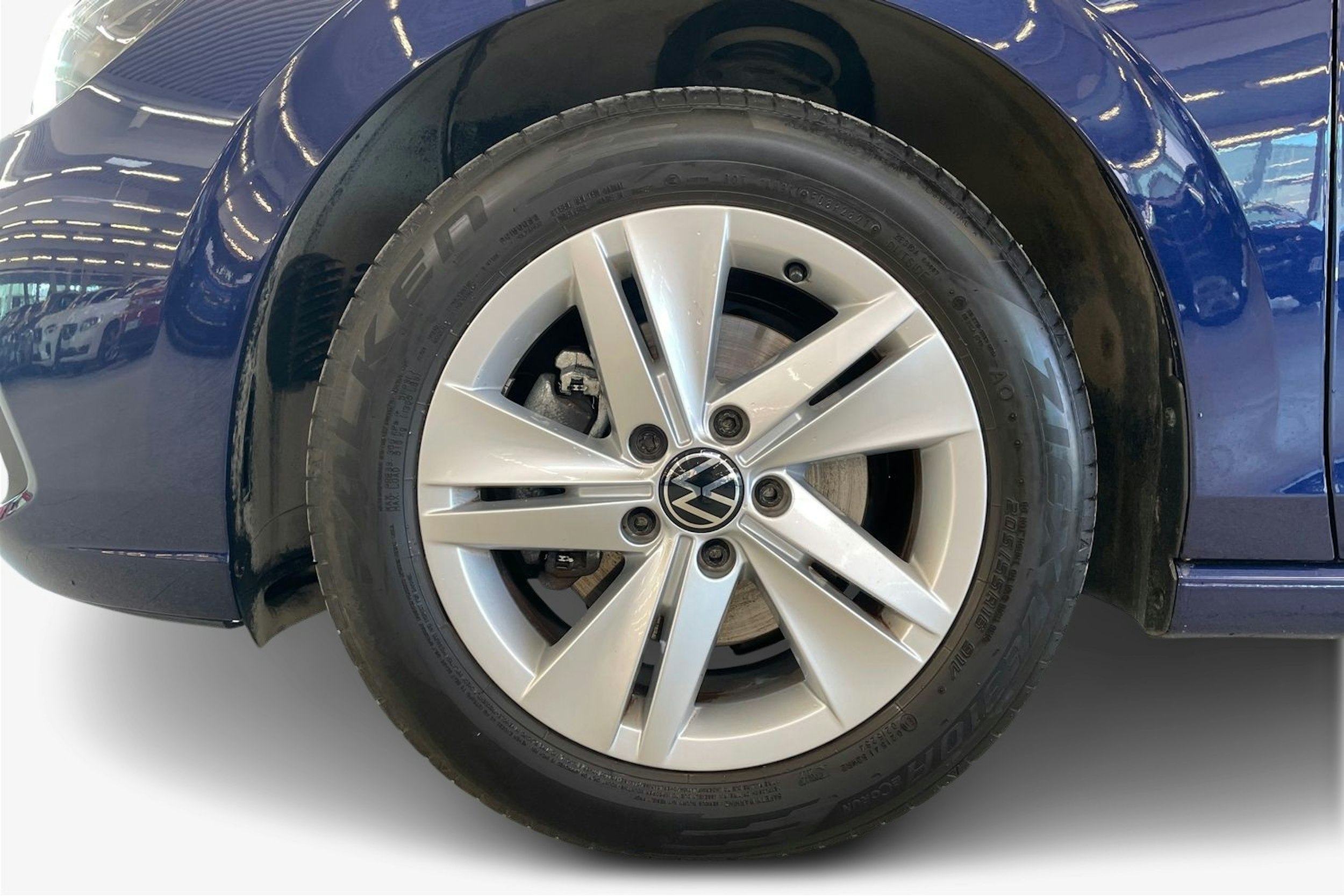 Sininen Volkswagen GOLF 2022 kuva 9.
