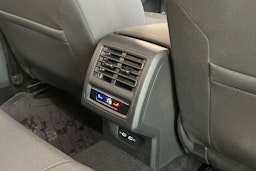 Sininen Volkswagen GOLF 2022 kuva 23.