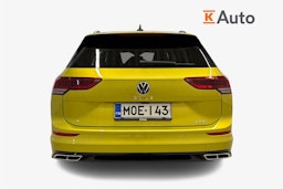 keltainen Volkswagen Golf 2022 kuva 31.