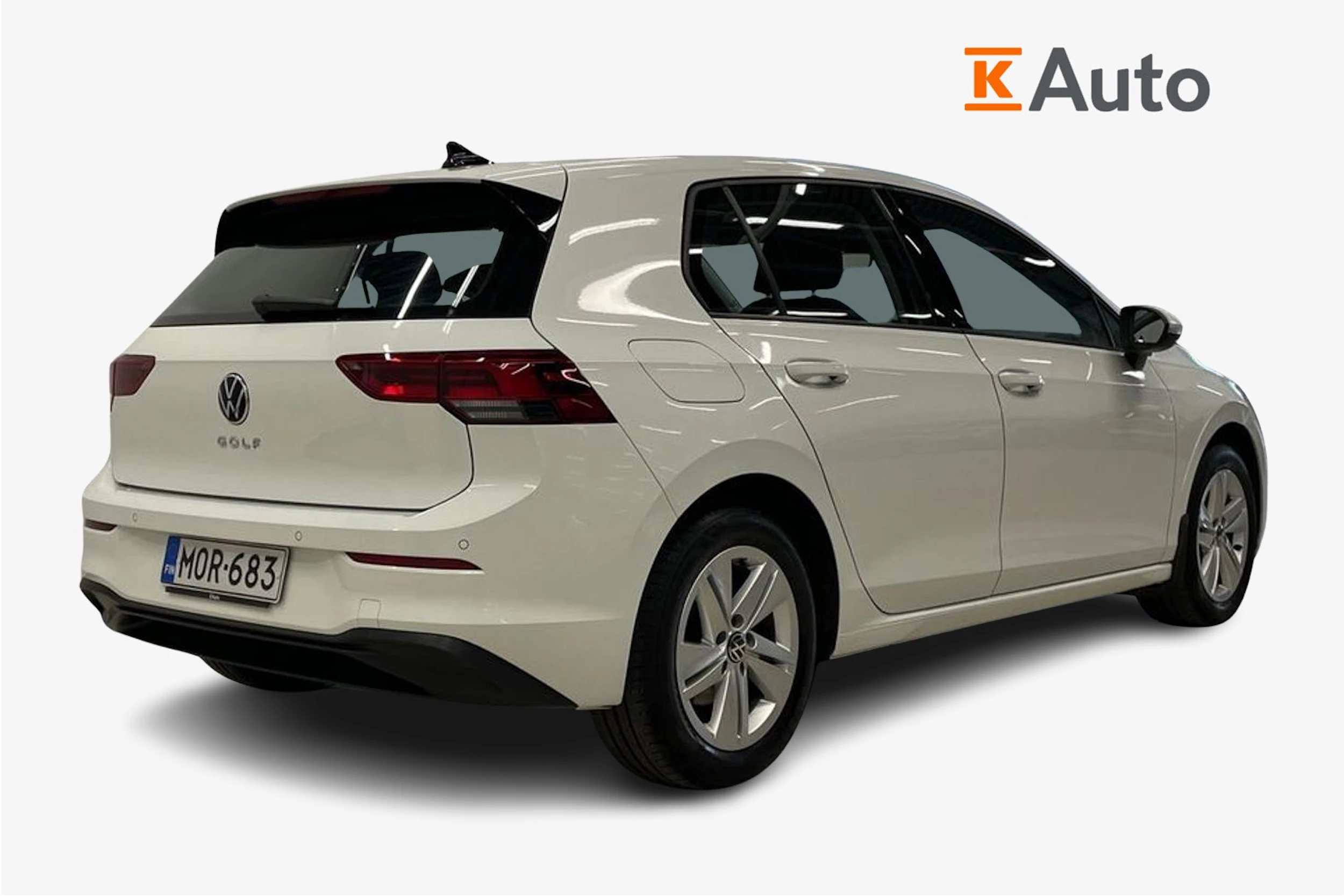 Valkoinen Volkswagen GOLF 2023 kuva 3.