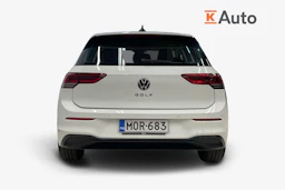 Valkoinen Volkswagen GOLF 2023 kuva 4.