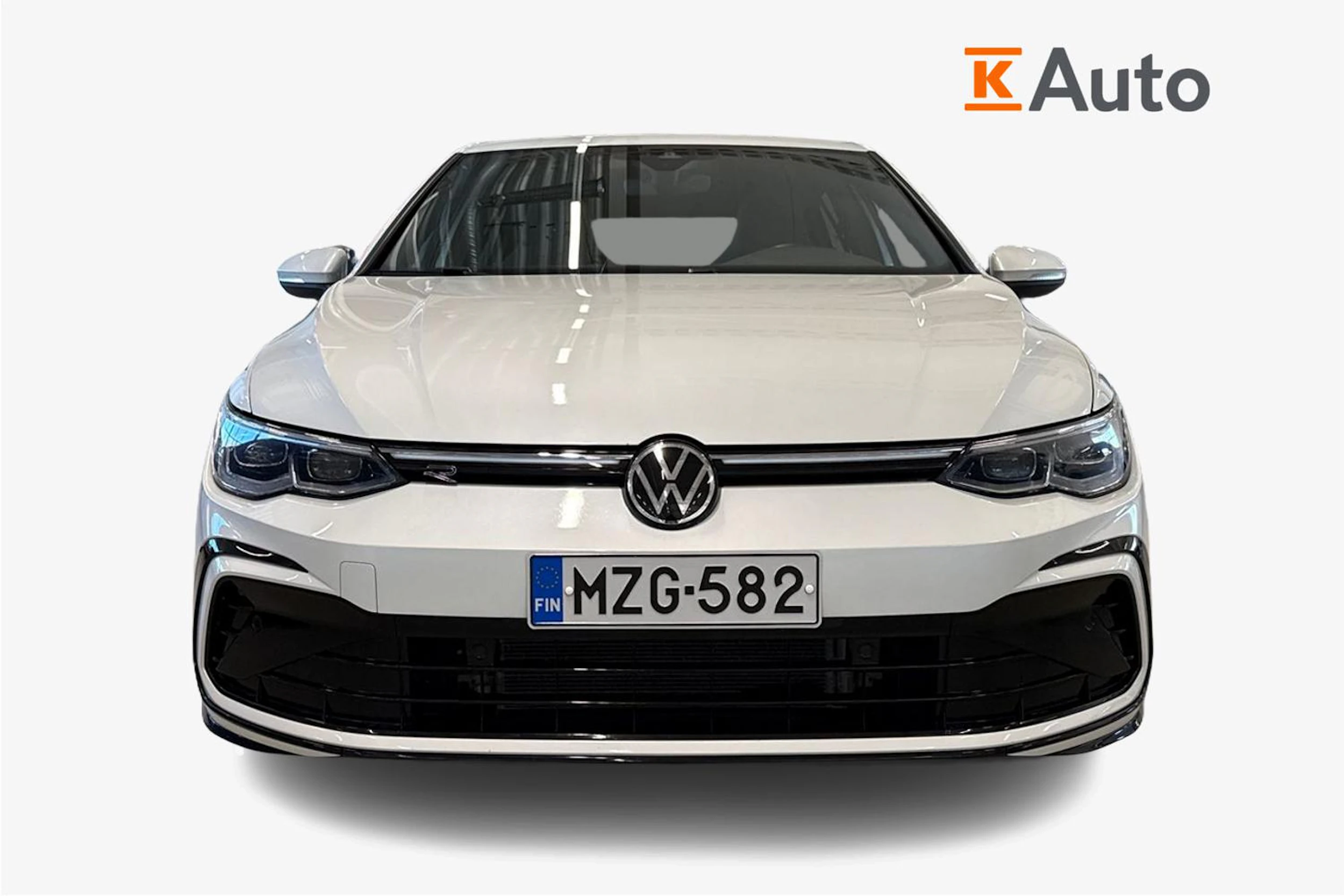 valkoinen Volkswagen Golf 2022 kuva 4.