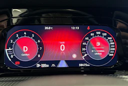 valkoinen Volkswagen Golf 2022 kuva 17.