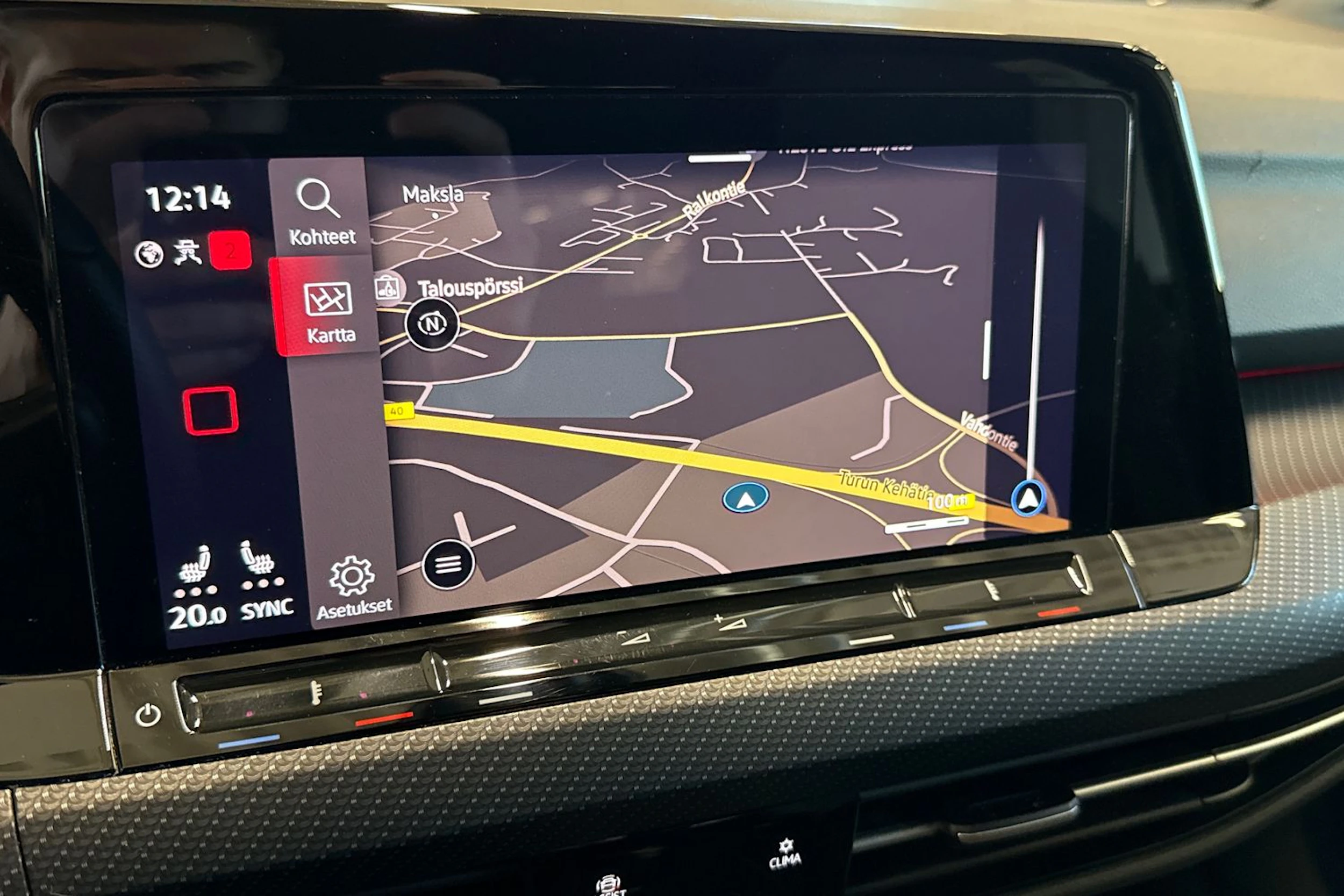 valkoinen Volkswagen Golf 2022 kuva 20.