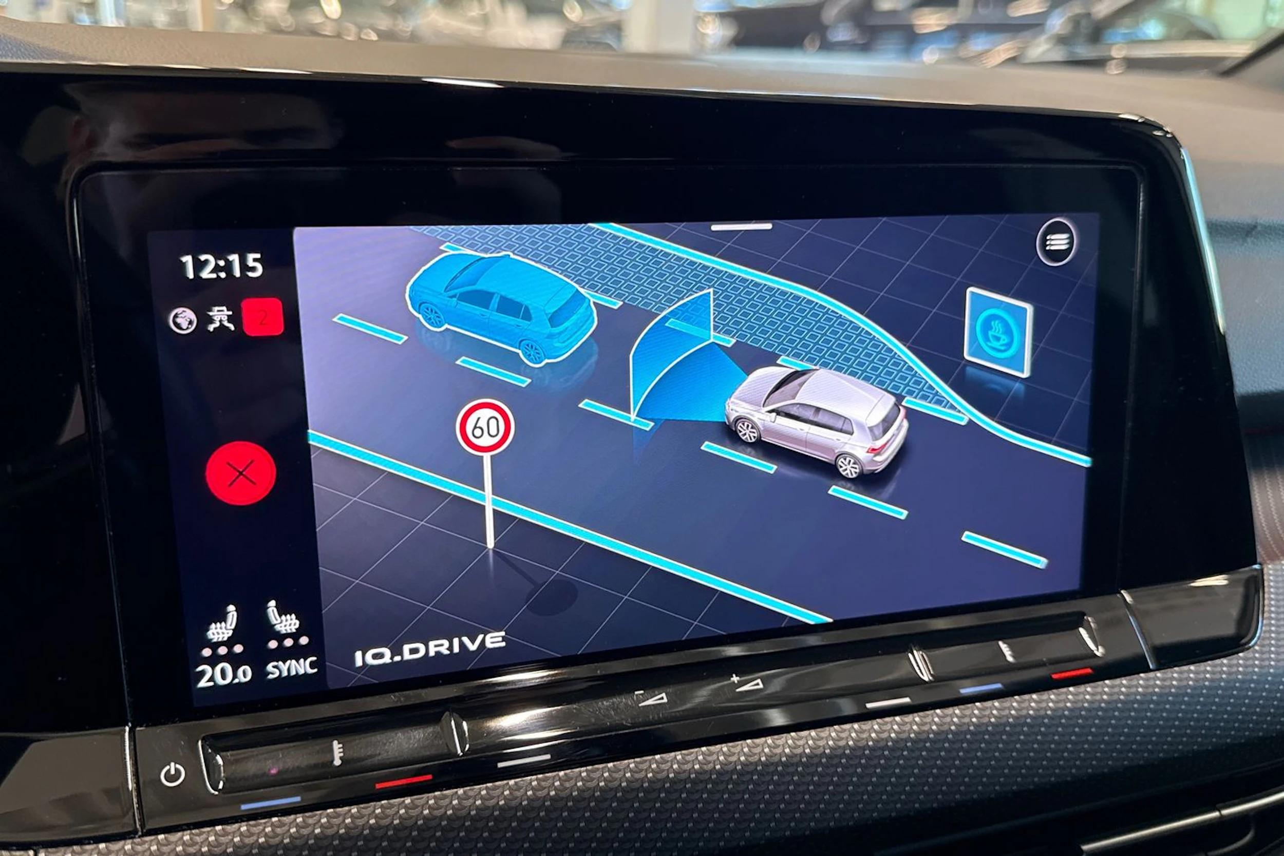 valkoinen Volkswagen Golf 2022 kuva 22.