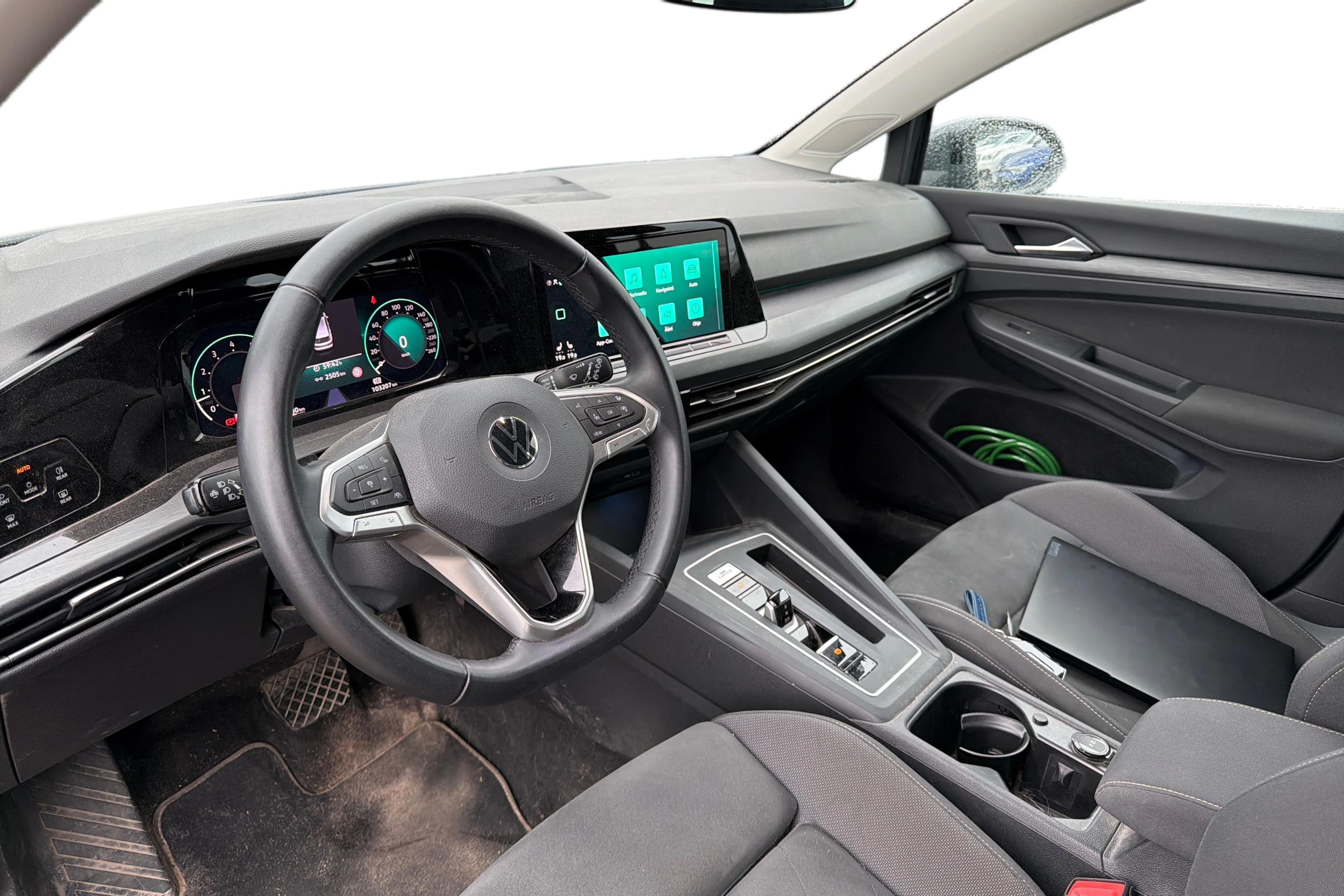 harmaa Volkswagen Golf 2022 kuva 3.