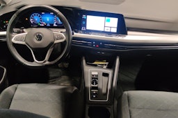 harmaa Volkswagen Golf 2022 kuva 9.