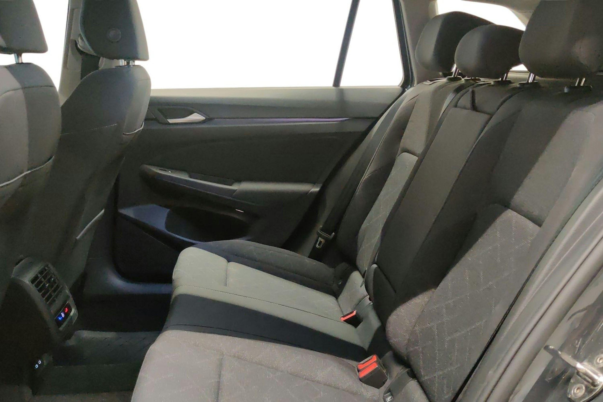 harmaa Volkswagen Golf 2022 kuva 10.