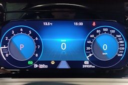 harmaa Volkswagen Golf 2022 kuva 15.