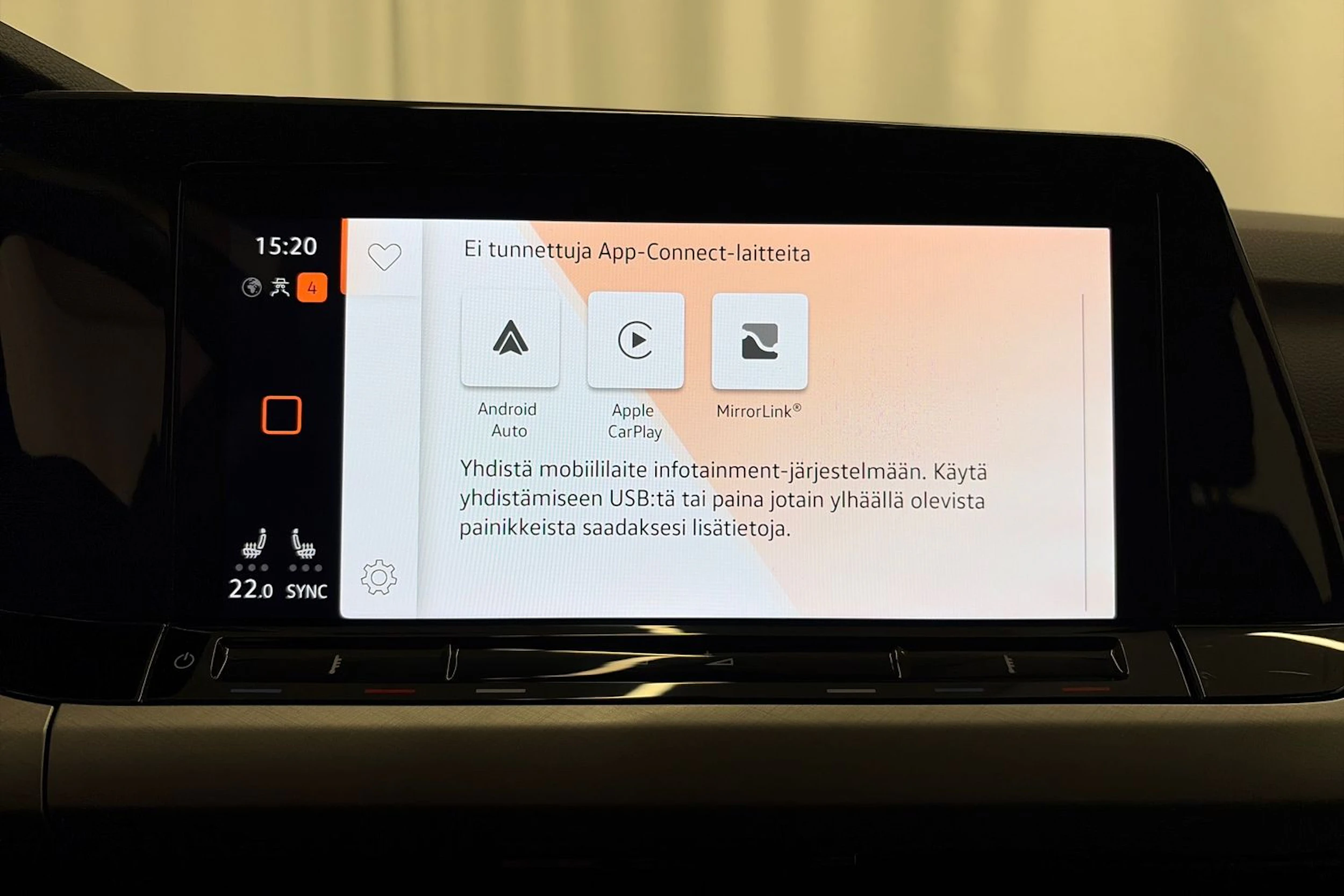 harmaa Volkswagen Golf 2022 kuva 18.