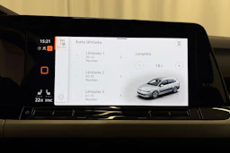 harmaa Volkswagen Golf 2022 kuva 22.
