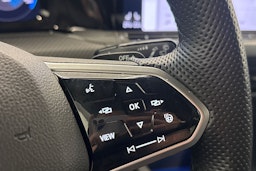 Musta Volkswagen GOLF 2022 kuva 15.