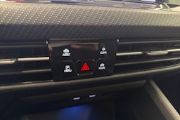 Musta Volkswagen GOLF 2022 kuva 19.