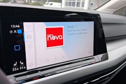 valkoinen Volkswagen Golf 2022 kuva 17.
