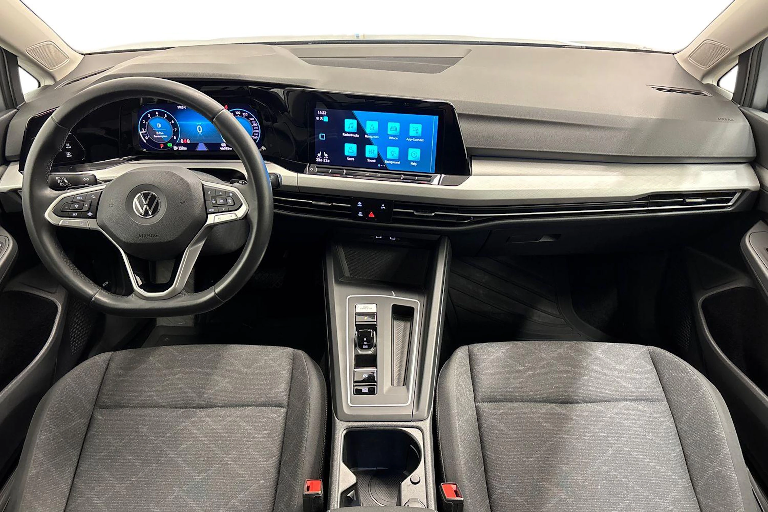 hopea Volkswagen Golf 2022 kuva 7.