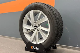 hopea Volkswagen Golf 2022 kuva 10.