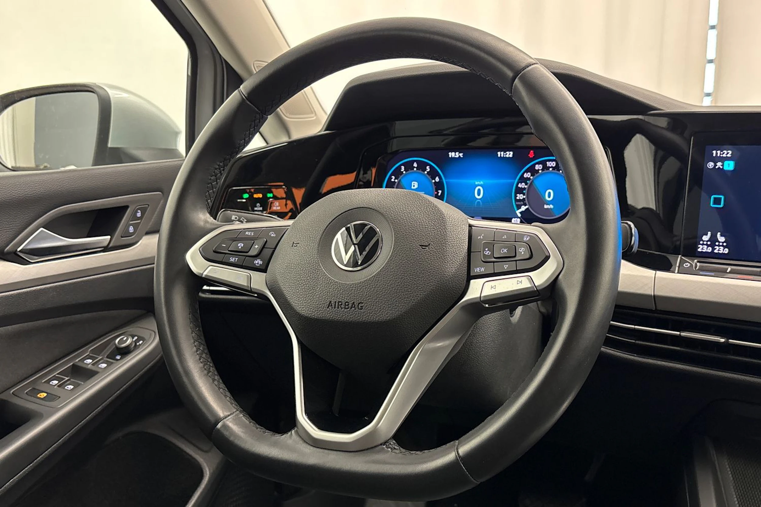 hopea Volkswagen Golf 2022 kuva 12.