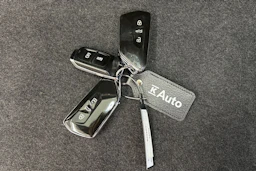 hopea Volkswagen Golf 2022 kuva 21.