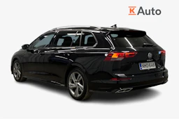 musta Volkswagen Golf 2022 kuva 2.