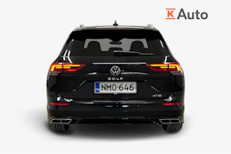 musta Volkswagen Golf 2022 kuva 3.