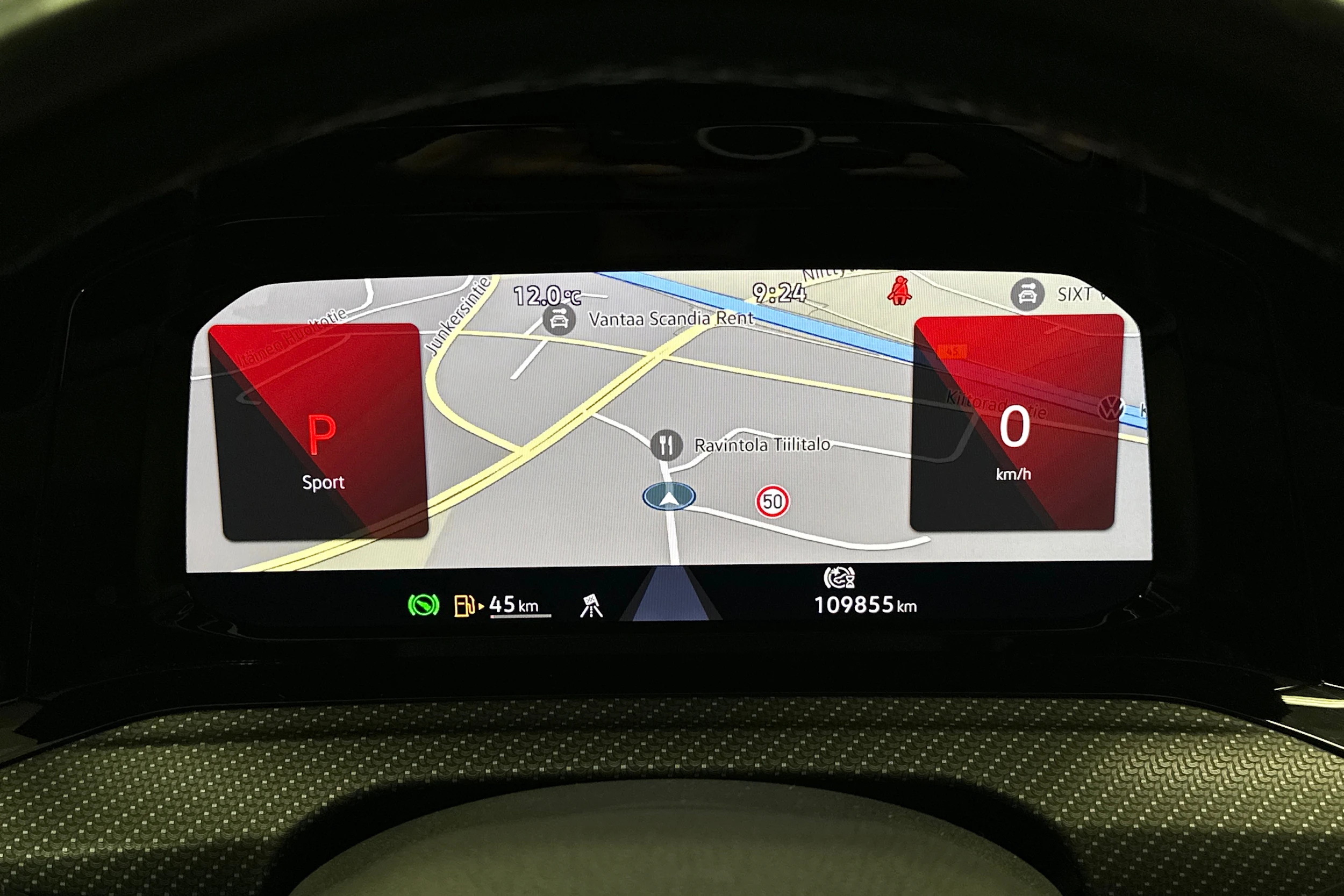 musta Volkswagen Golf 2022 kuva 19.