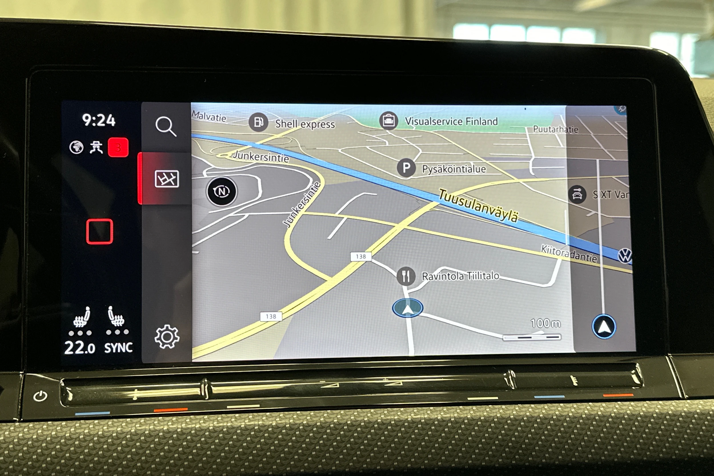 musta Volkswagen Golf 2022 kuva 20.