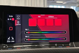 musta Volkswagen Golf 2022 kuva 22.