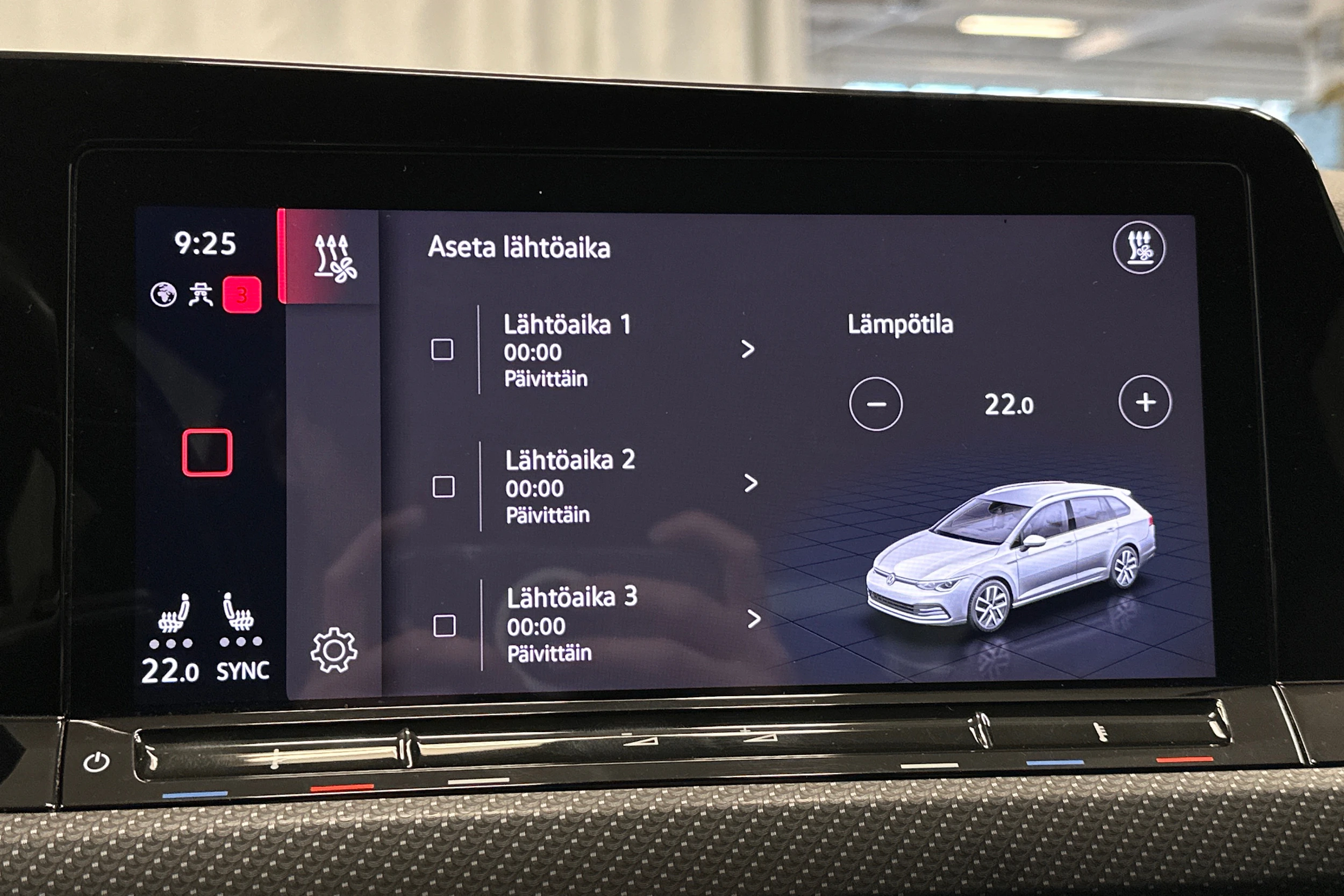 musta Volkswagen Golf 2022 kuva 25.