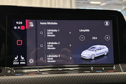 musta Volkswagen Golf 2022 kuva 25.