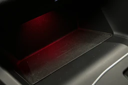 musta Volkswagen Golf 2022 kuva 27.