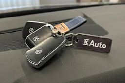 musta Volkswagen Golf 2022 kuva 29.