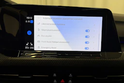 sininen Volkswagen Golf 2022 kuva 24.