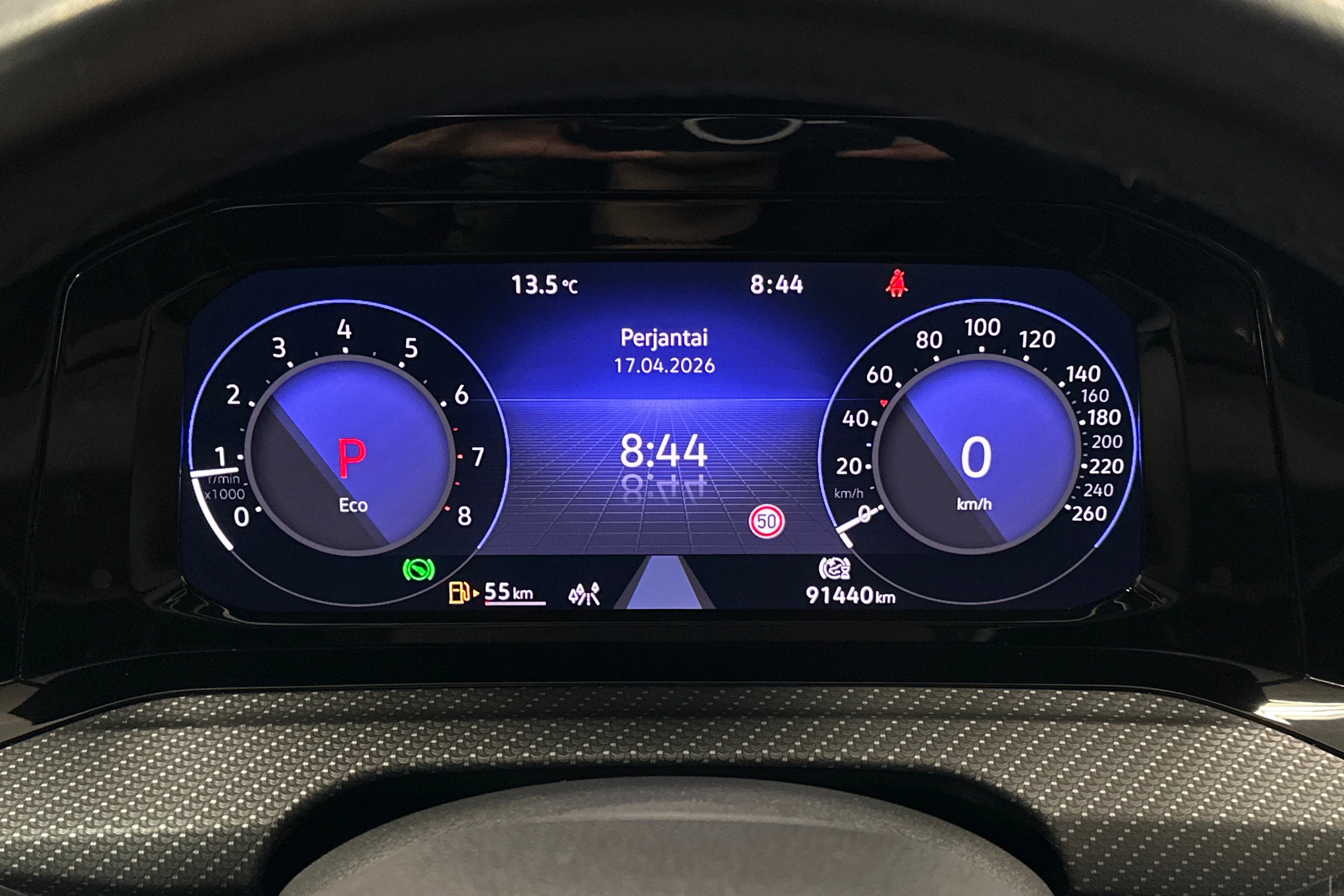 musta Volkswagen Golf 2022 kuva 23.