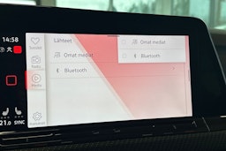 valkoinen Volkswagen Golf 2022 kuva 33.