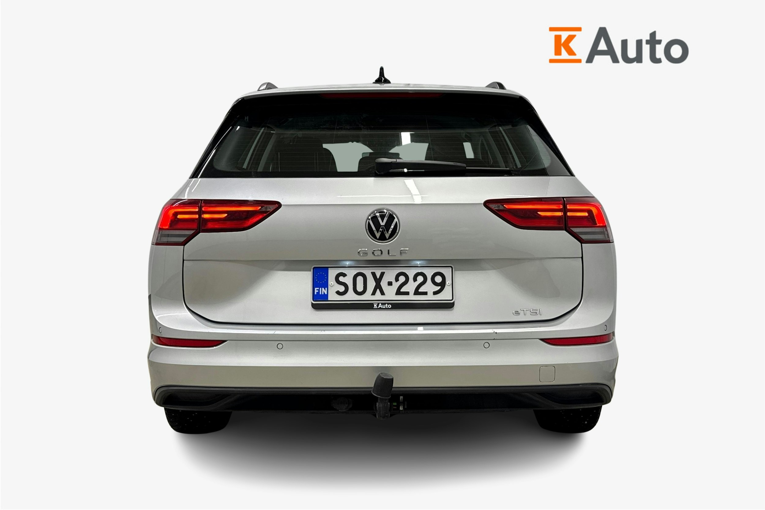 harmaa Volkswagen Golf 2022 kuva 5.