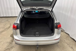 harmaa Volkswagen Golf 2022 kuva 10.