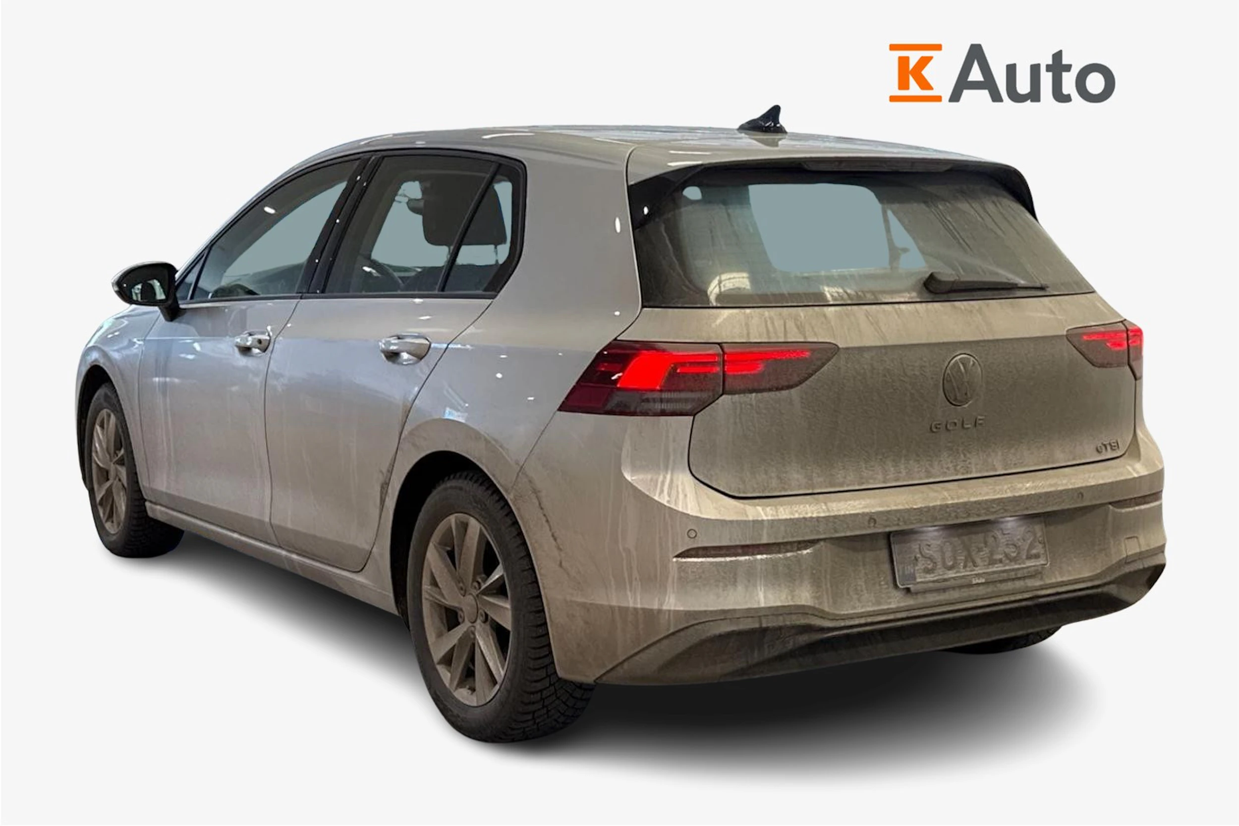 harmaa Volkswagen Golf 2022 kuva 2.