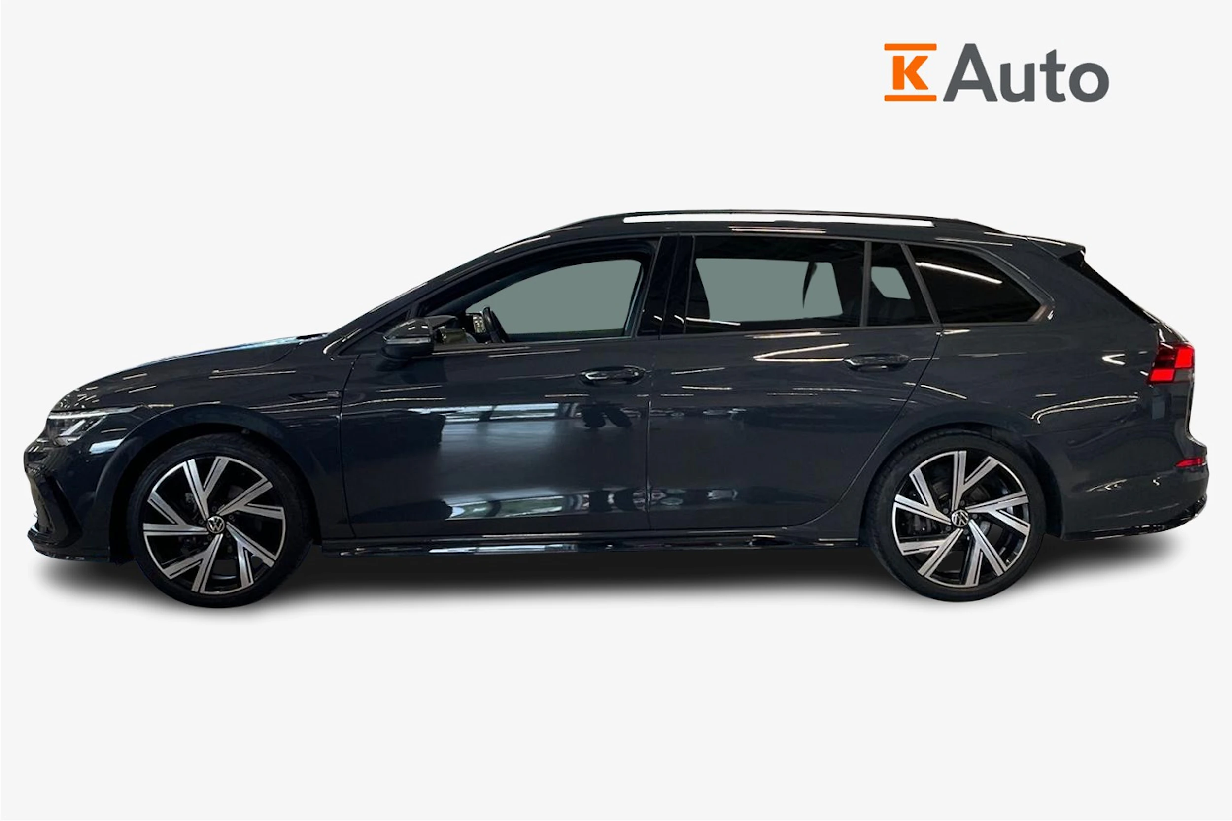 harmaa Volkswagen Golf 2022 kuva 5.
