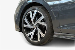 harmaa Volkswagen Golf 2022 kuva 9.
