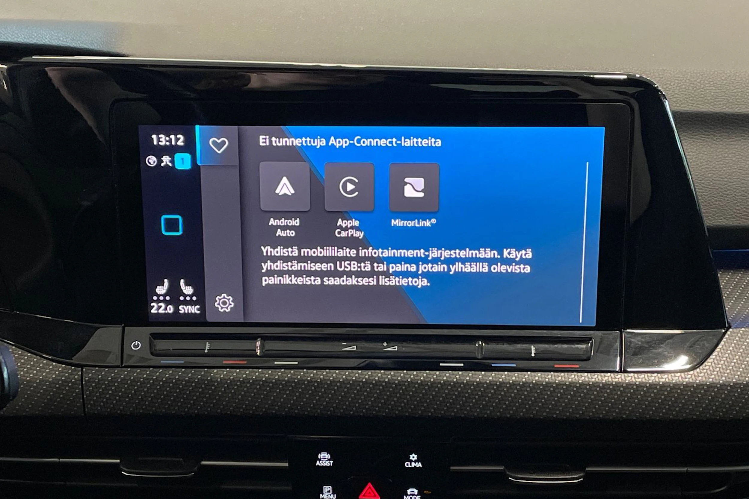 harmaa Volkswagen Golf 2022 kuva 18.
