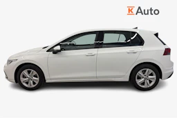 valkoinen Volkswagen Golf 2022 kuva 7.