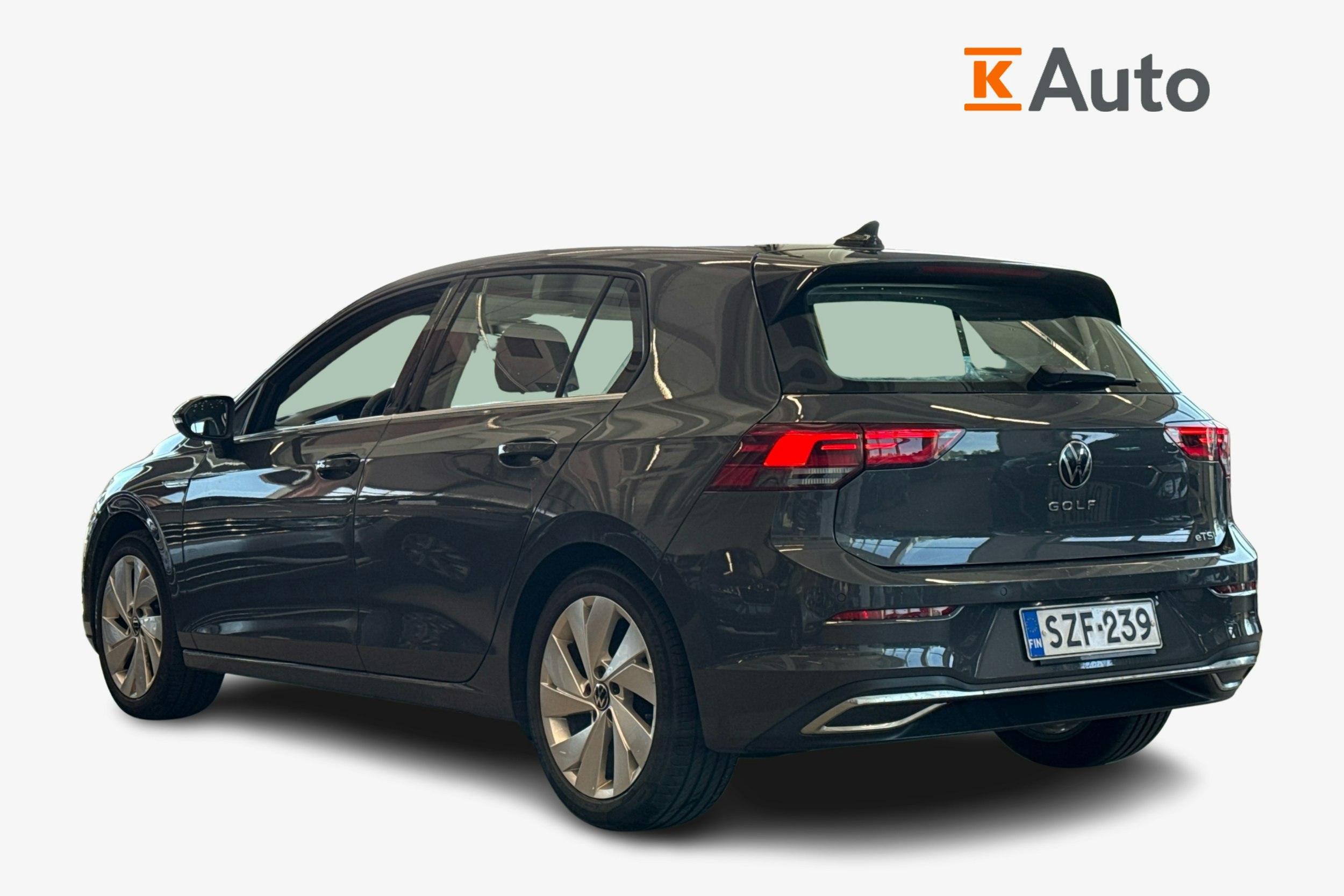 harmaa Volkswagen Golf 2022 kuva 2.